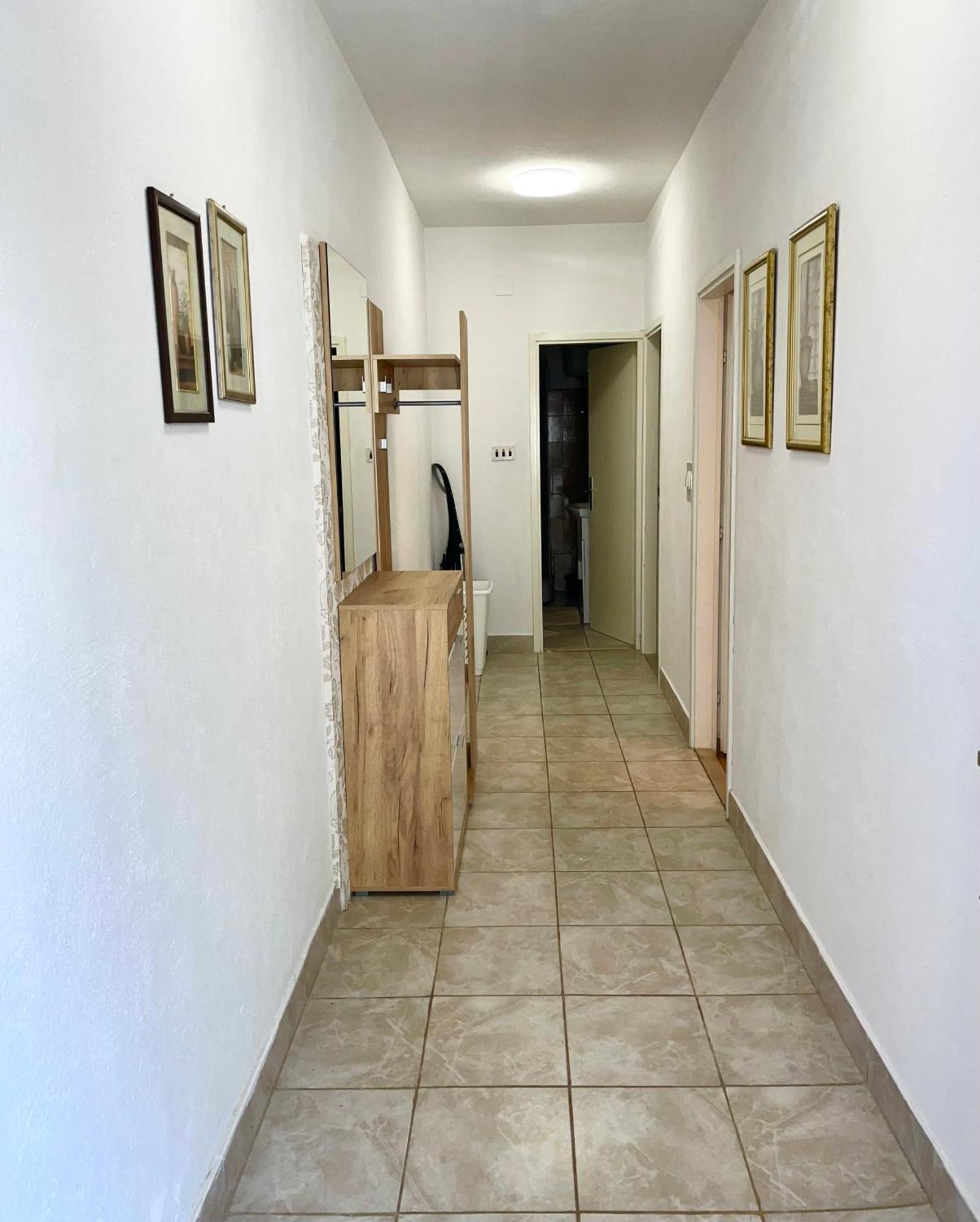 Apartments Derado Supetar Exterior photo