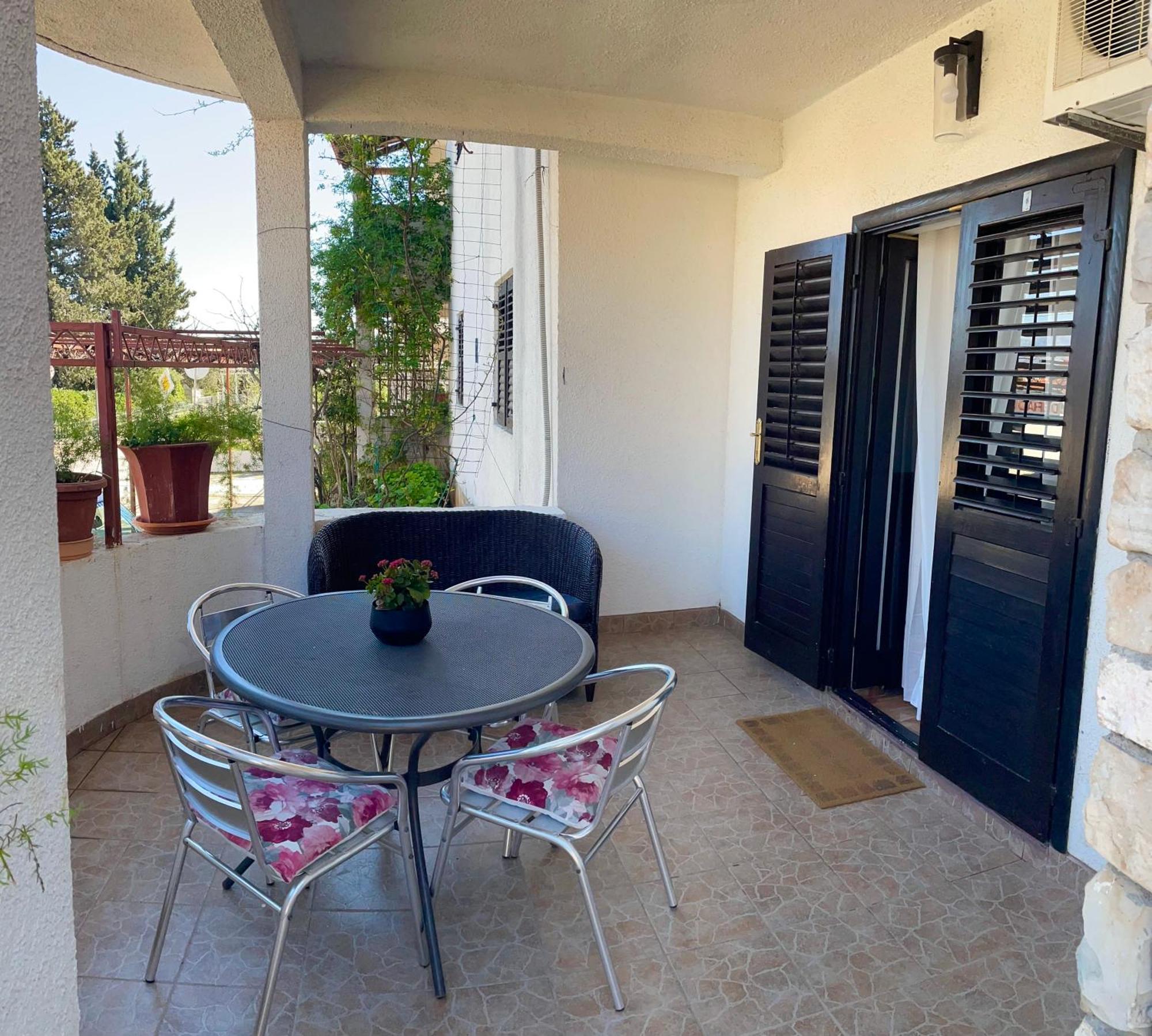 Apartments Derado Supetar Exterior photo